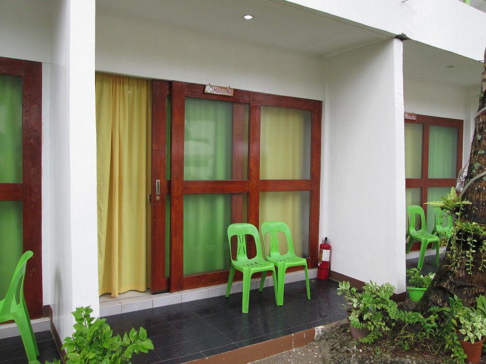 Reddoorz Plus @ Secret Garden Boracay Balabag  Exterior photo